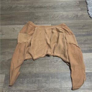 Women’s Tan cropped pullover cardigan